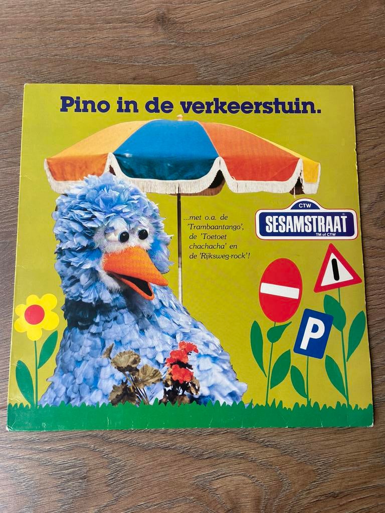 Vinyl lp sesamstraat Pino in de verkeerstuin, Ophalen, Gebruikt, Verhaal of Sprookje, 6 tot 9 jaar
