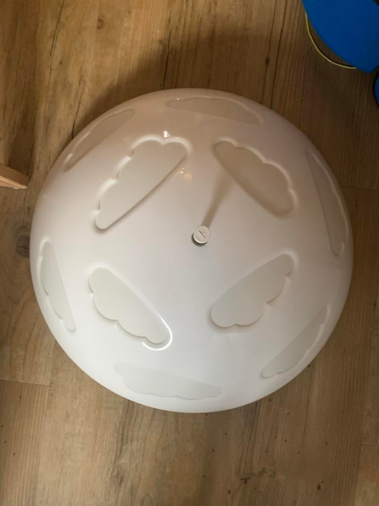 Kinderbureau met kruk en plafondlamp (wolken), Ophalen, Gebruikt, Tafel(s) en Stoel(en)