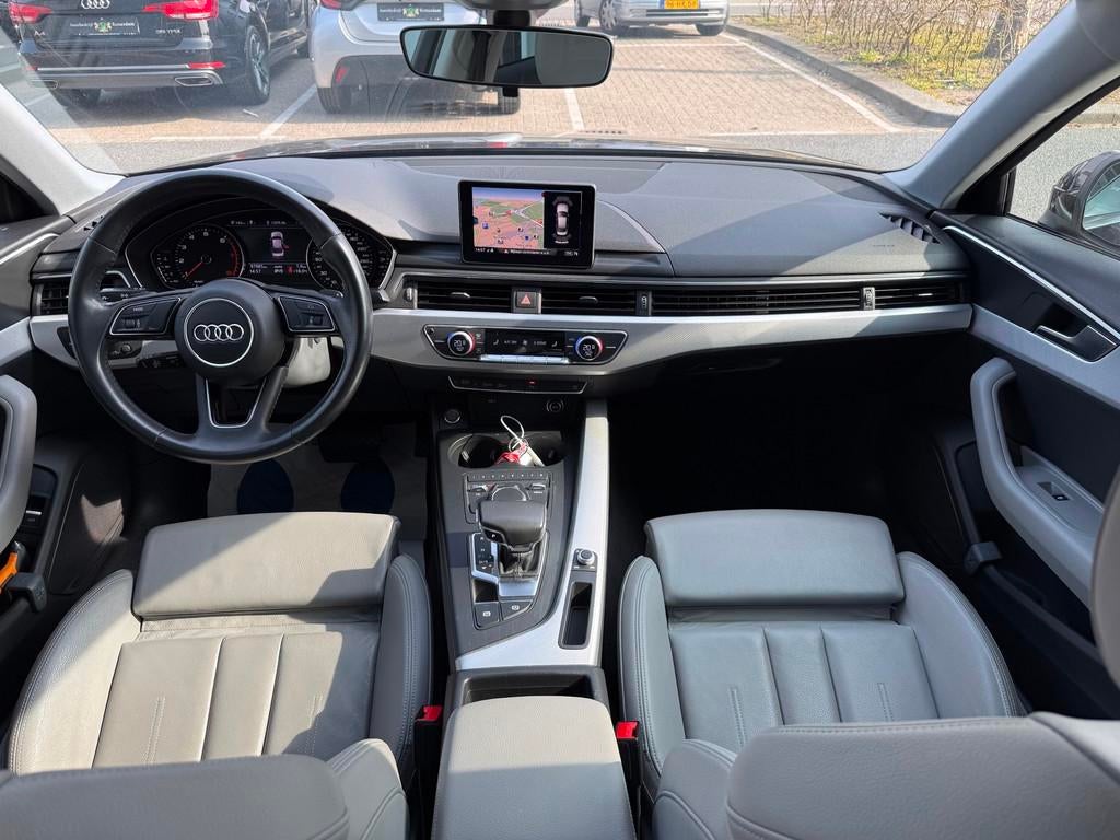 Audi A4 35 TFSI Sport AUT ECC/PDC/LED/XENON/LMV18/LEDER/NAVI, 12 maanden, Gebruikt, 4 cilinders, A4