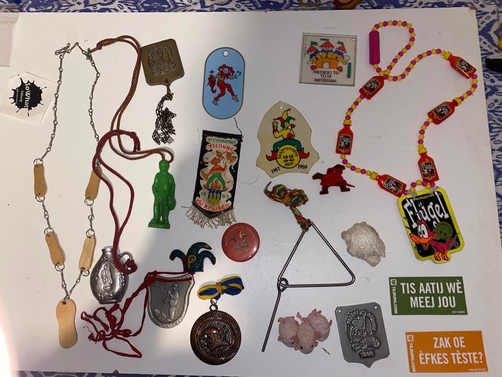 Carnaval Tilburg verzameling, Kinderen en Baby's, Ophalen of Verzenden, Zo goed als nieuw, Jongen of Meisje