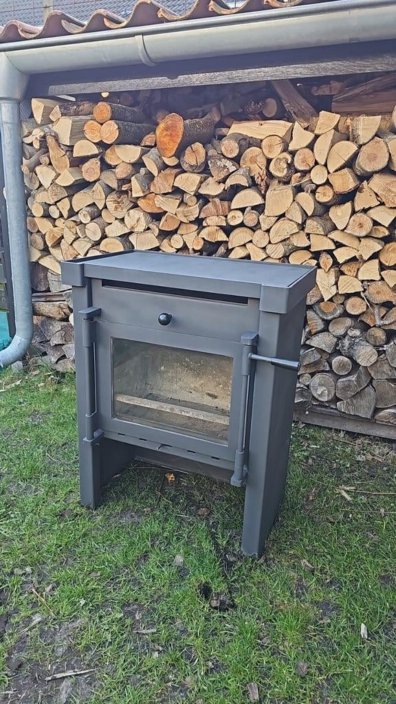Janus 9 houtkachel, Huis en Inrichting, Ophalen of Verzenden, Zo goed als nieuw, Hout, Houtkachel
