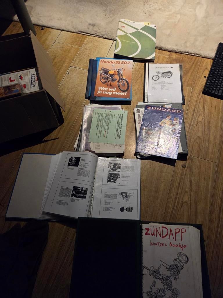 Grote partij boekjes van kreidler en andere merken., Ophalen of Verzenden, Overige typen