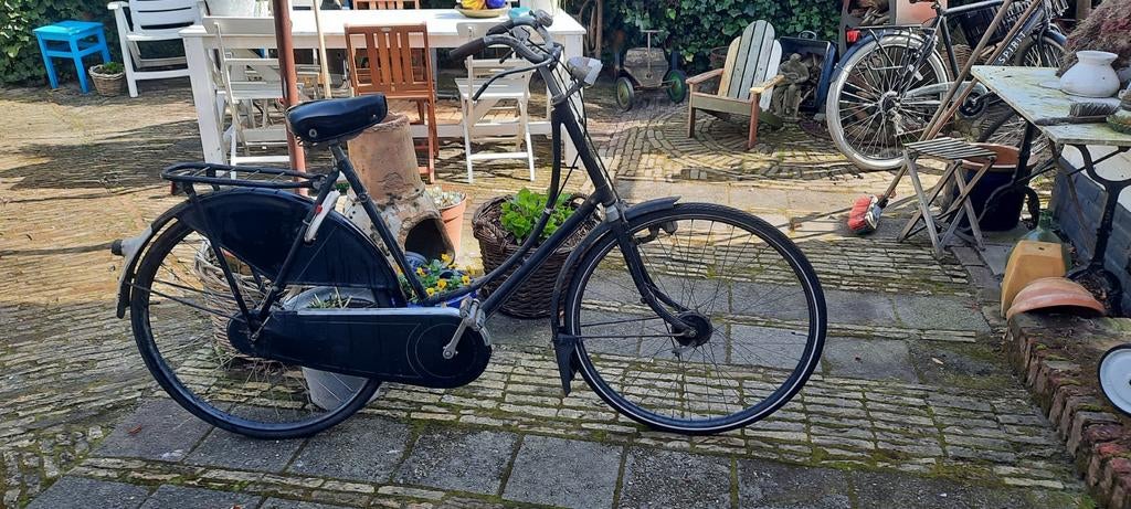 Gazelle omafiets 28 inch 3 versn., Fietsen en Brommers, Ophalen of Verzenden