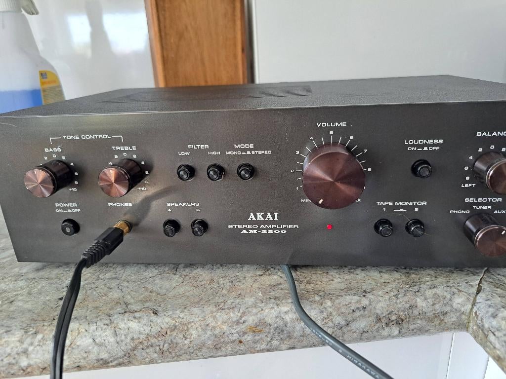 akai am 2200, Tuner of Radio, Zo goed als nieuw, Akai, Losse componenten