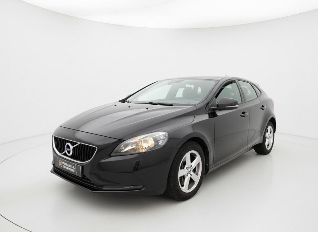Volvo V40 2.0 D2 R-DESIGN, Navi, Cruise, Trekhaak, Gebruikt, Euro 6, 4 cilinders, Bedrijf