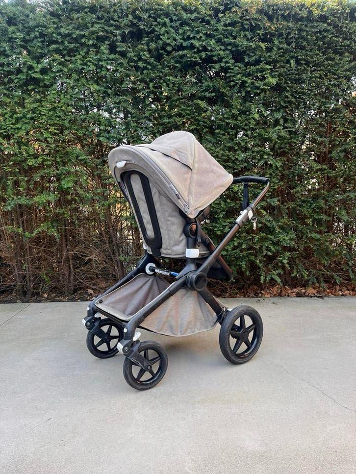 Bugaboo Fox 2 mineral taupe met zwart frame, Gebruikt, Bugaboo, Ophalen of Verzenden, Combiwagen
