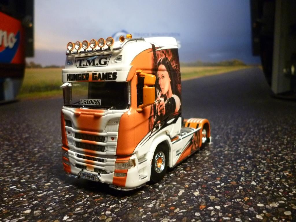 WSI Scania T.M.G., Hobby en Vrije tijd, Modelauto's | 1:50, Ophalen of Verzenden, Nieuw, Bus of Vrachtwagen, Wsi