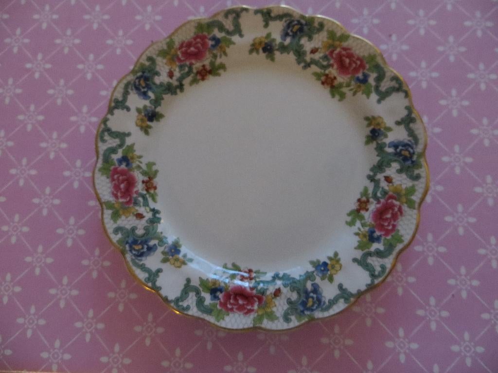 bordjes/Servies/Floradora/Kerstmis/Borden/bloemen/vintage, Gebruikt, Ophalen of Verzenden, Bord(en), Overige stijlen