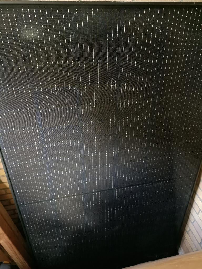 4 zonnepanelen, omvormer 2K s6, steunen plat dak Alles nieuw, Doe-het-zelf en Verbouw, Zonnepanelen en Toebehoren, Ophalen, Nieuw