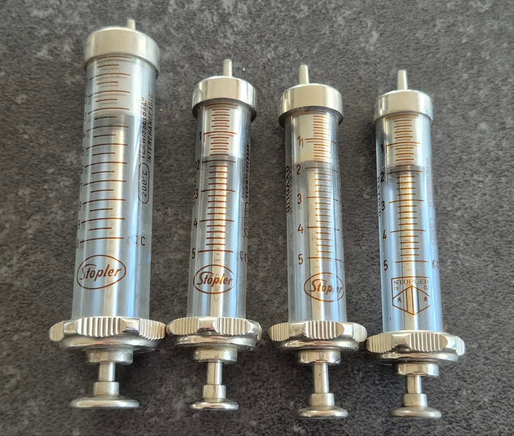 Oude glazen injectiespuit Stopler, Antiek en Kunst, Ophalen of Verzenden