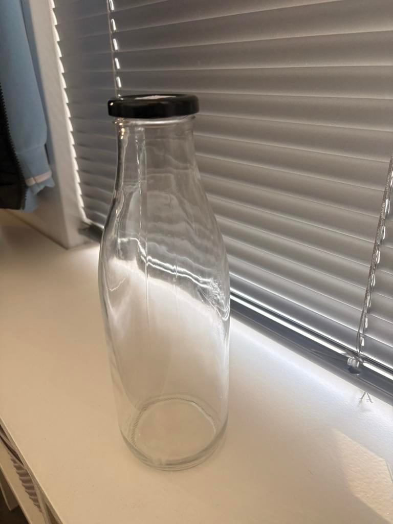 Lege glazen liter flessen, Verzamelen, Glas en Borrelglaasjes, Ophalen, Zo goed als nieuw, Overige typen