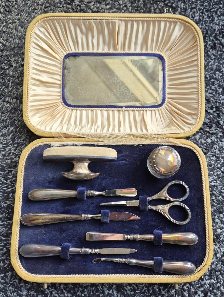 Antieke Manicureset in Etui met Spiegel - Vintage Schoonheid, Ophalen of Verzenden