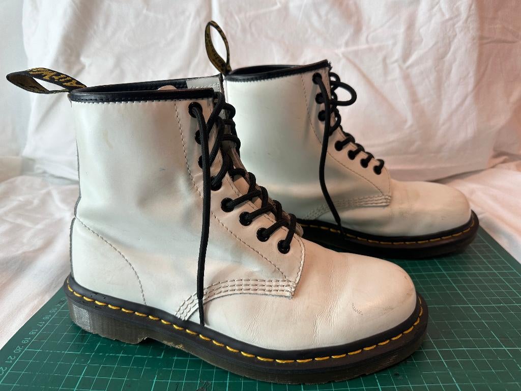 Dr martens  maat:39, Wit, Ophalen of Verzenden, Dr. Martens, Gedragen