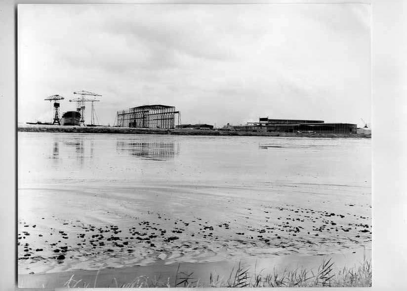 scheepvaart-foto-ROZENBURG- werf verolme, Ophalen of Verzenden, Zo goed als nieuw, Motorboot, Boek of Tijdschrift