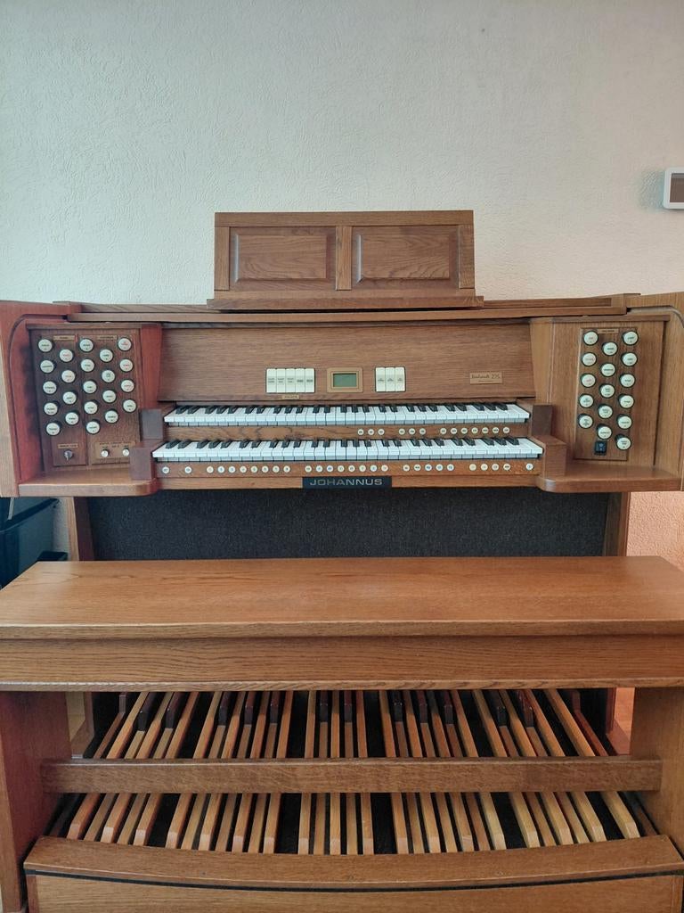 Johannus Rembrandt 275 Platinum Edition met opbergkruk, Ophalen of Verzenden, Gebruikt, 2 klavieren, Orgel