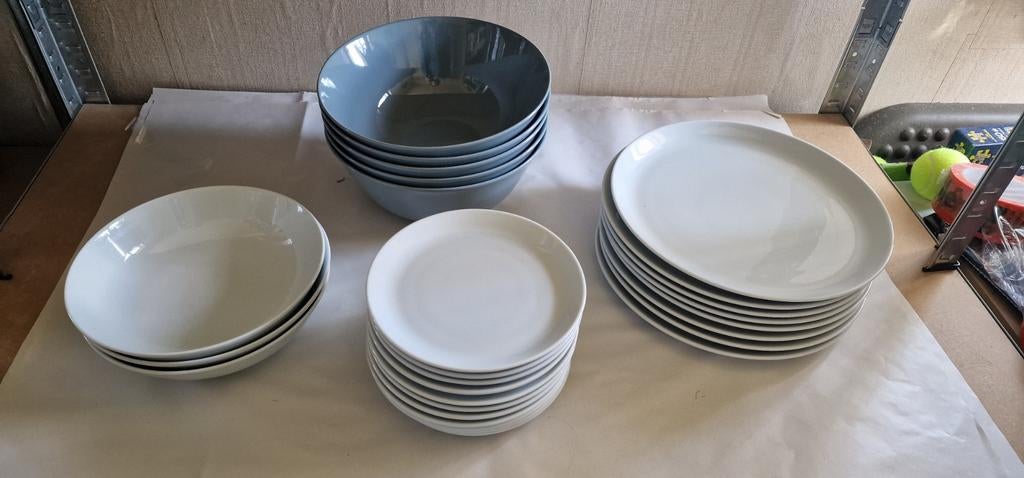 Ah vivo villeroy en boch porselein servies borden bordje kom, Ophalen of Verzenden, Zo goed als nieuw, Effen, Porselein