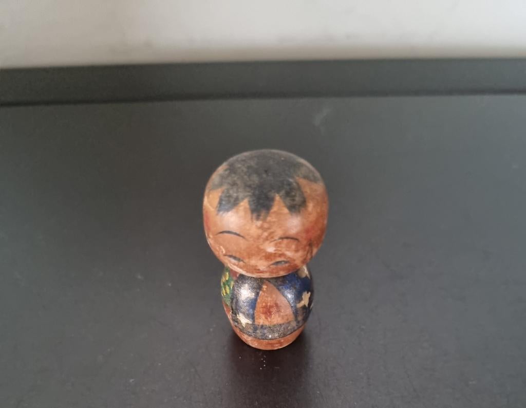 Leuke Sosaku Kokeshi, Verzenden