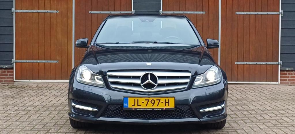 Mercedes-Benz C-Klasse 180 Avantgarde, AMG pakket, Bluetooth, Auto's, Automaat, Euro 5, Gebruikt, 1532 kg