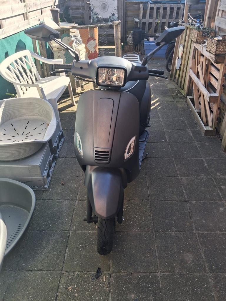 Senzo Rivalux S mat zwart snorscooter, Gebruikt, Benzine, Ophalen, Overige merken