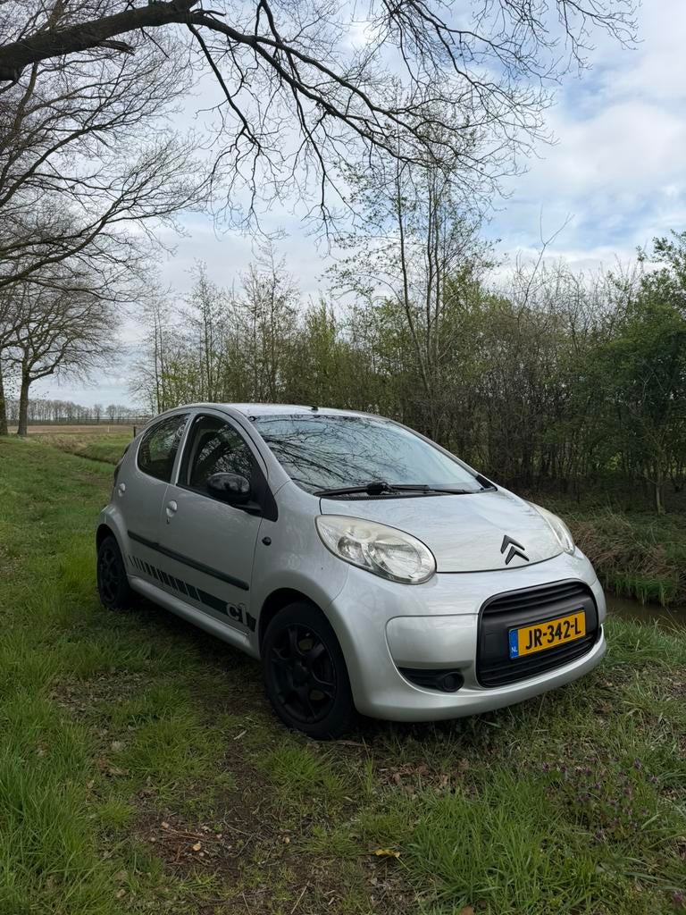 Citroën C1 1.0 5-DRS 2010 Grijs, Auto's, Citroën, Particulier, C1, Benzine, A, Hatchback, Handgeschakeld, Geïmporteerd, Zilver of Grijs