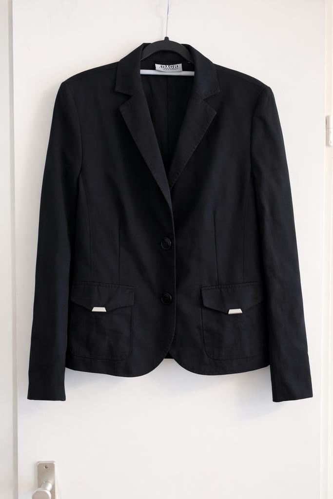 Zwarte linnen blazer van Adagio, Maat 38/40 (M), Zwart, Ophalen of Verzenden, Jasje