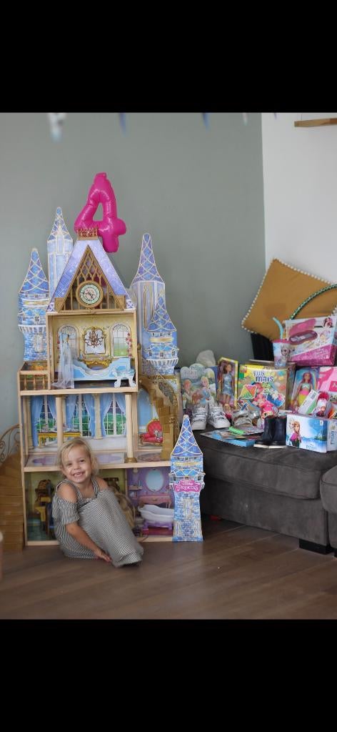 Assepoester poppenhuis Kidkraft, Ophalen, Zo goed als nieuw, Poppenhuis