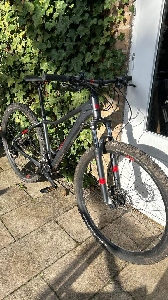 Cube Aim Pro mountainbike, Fietsen en Brommers, Fietsen | Mountainbikes en ATB, Hardtail, 49 tot 53 cm, Zo goed als nieuw, Dames
