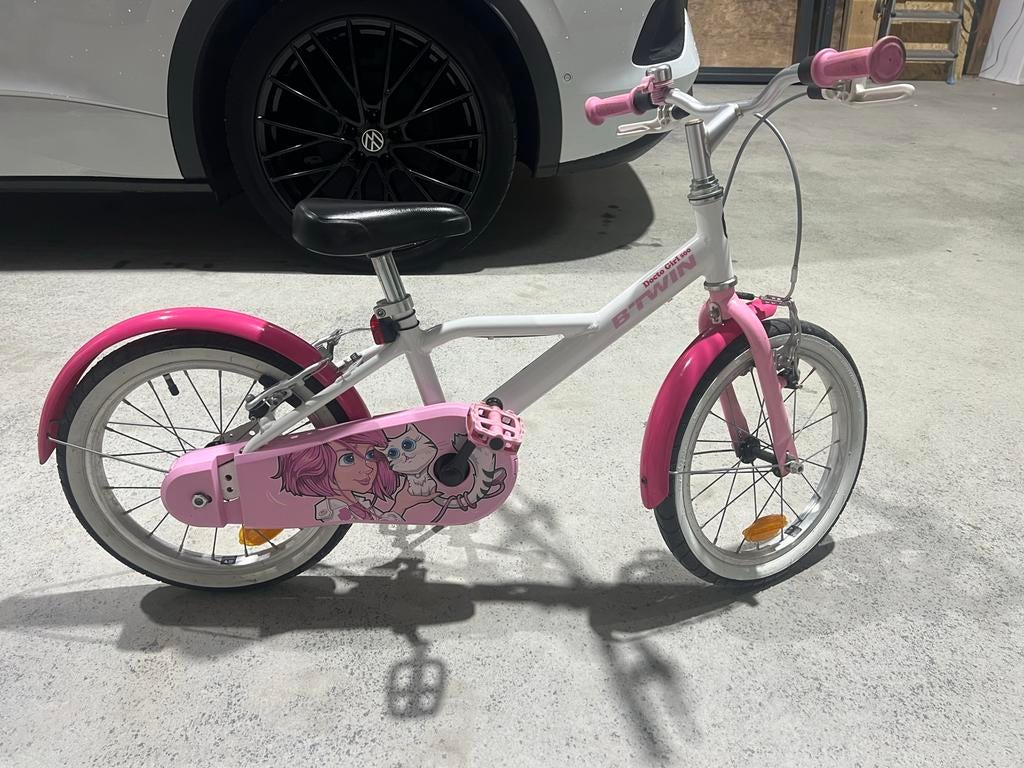 B'Twin meisjesfiets 16 inch, Ophalen, Zo goed als nieuw, 16 inch, Handrem