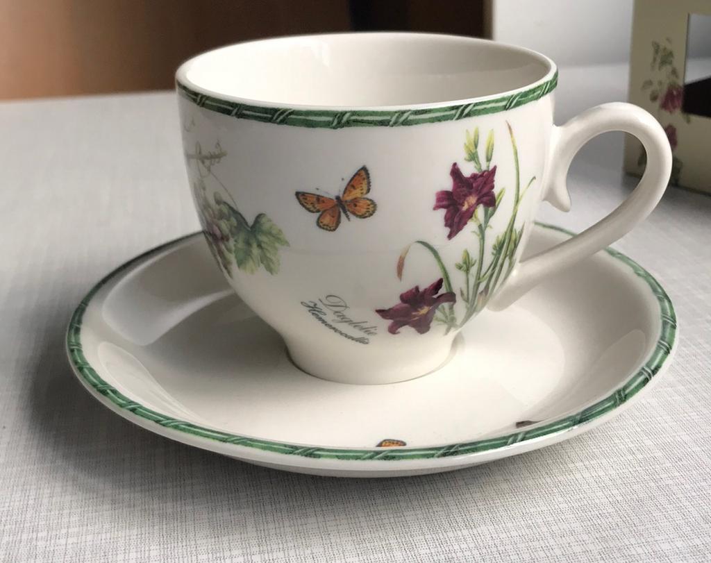 Kop en schotel, oktober 2009, Janneke Brinkman (in doos), Ophalen of Verzenden, Onbekend, Onbekend, Onbekend