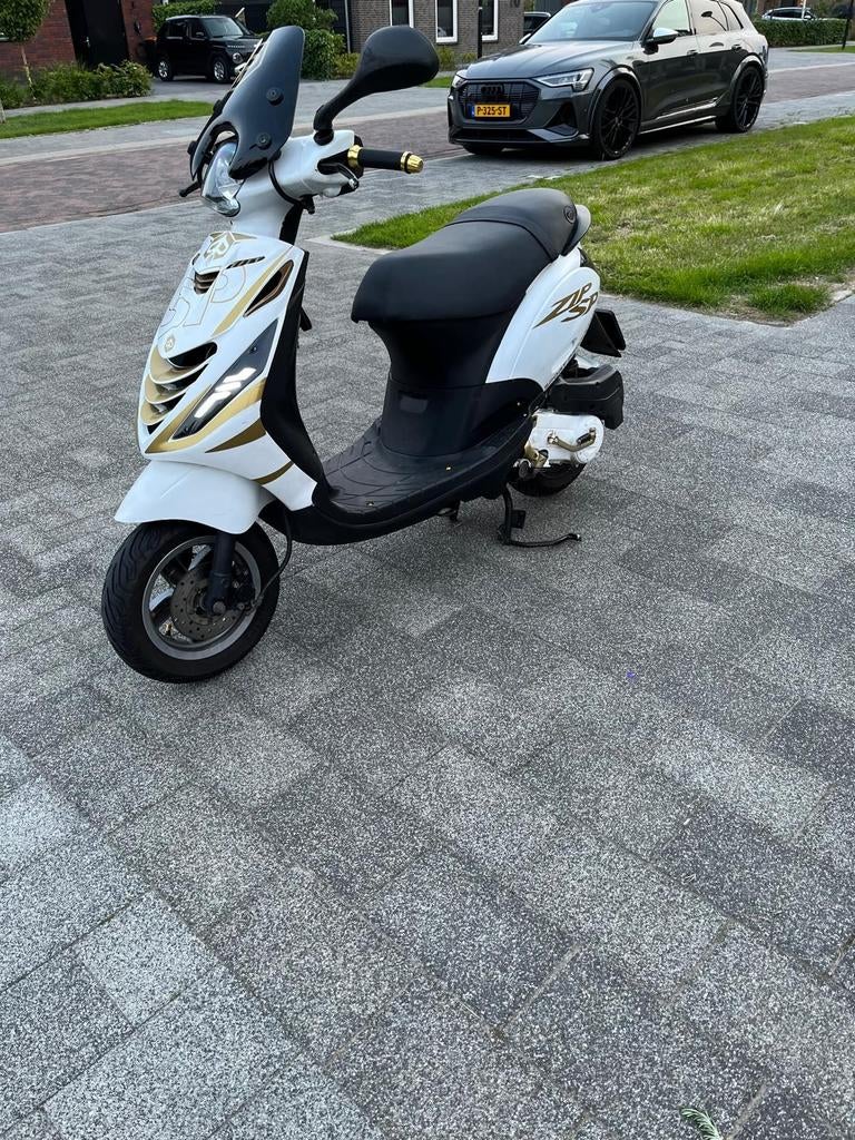 Zipp, Ophalen, Benzine, Zip