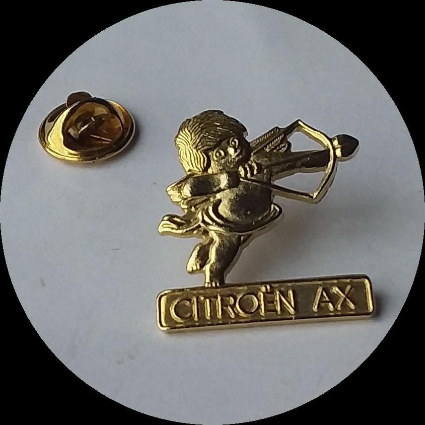 CITROEN AX pin, Verzamelen, Speldjes, Pins en Buttons, Ophalen of Verzenden, Zo goed als nieuw, Transport, Speldje of Pin