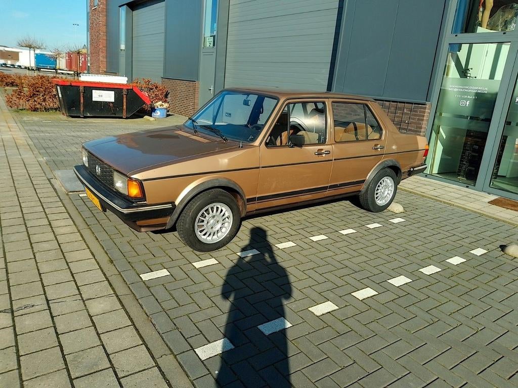 Volkswagen Jetta 1.5 CL 1982 Bruin vw jetta, 1457 cc, 4 cilinders, Bruin, 400 kg