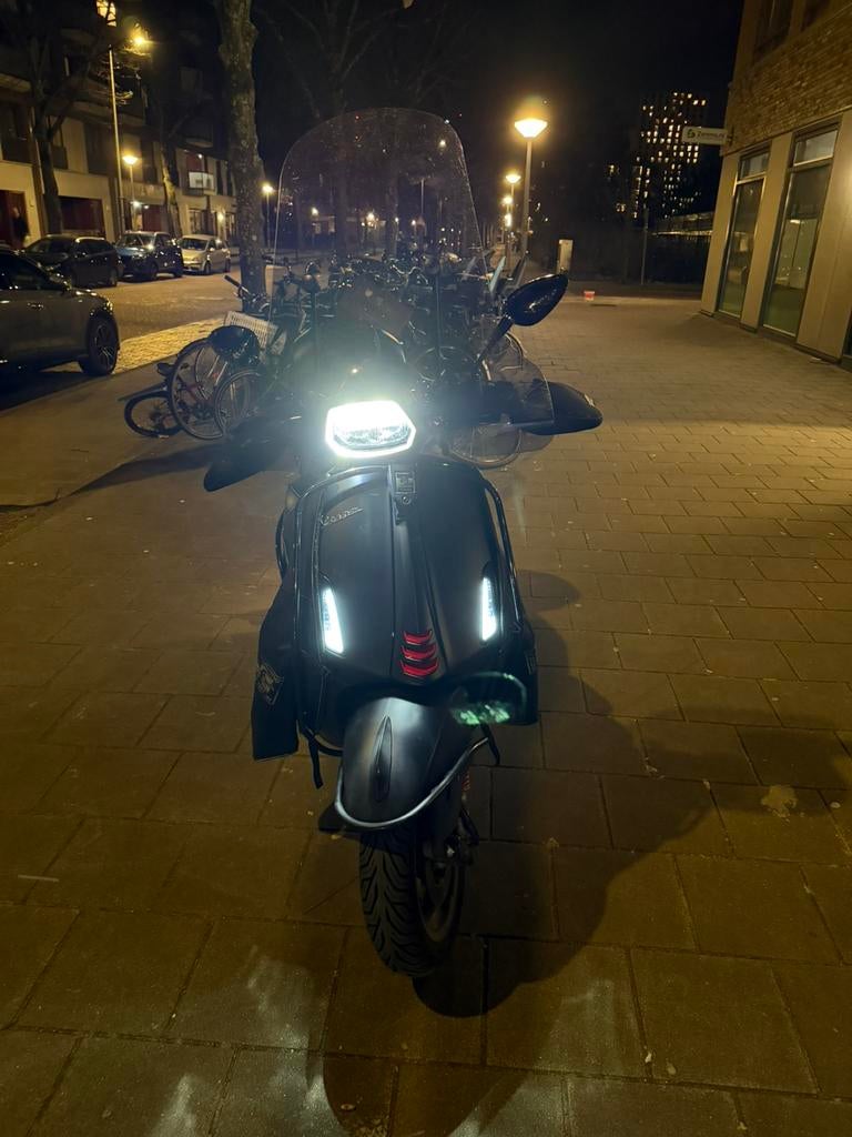 Vespa sprint 2021, Ophalen of Verzenden, Zo goed als nieuw, Benzine, Vespa S