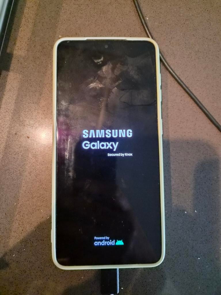 Samsung Galaxy S21 met 2 hoesjes, Ophalen, Touchscreen, Zo goed als nieuw, Zonder simlock