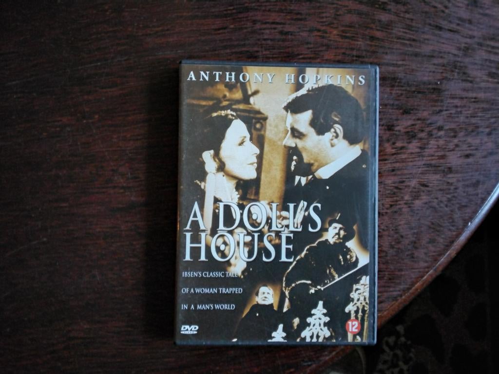A doll's house, origineel, Vanaf 12 jaar, Ophalen of Verzenden, Zo goed als nieuw, Drama