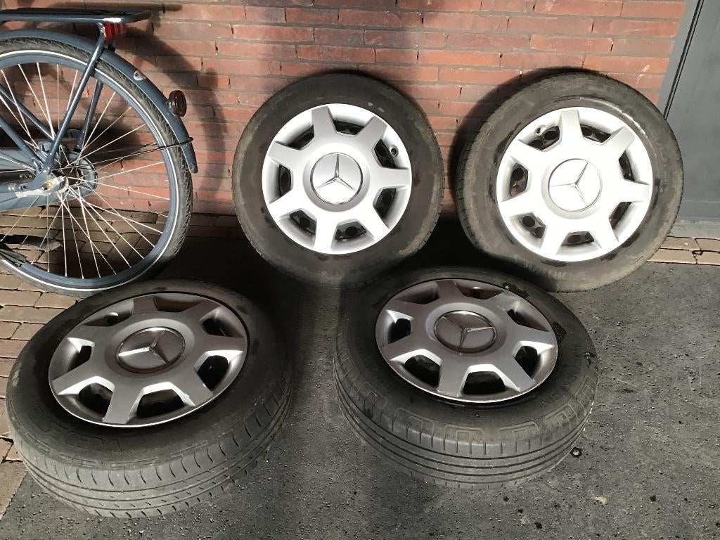 Zomerbanden met velgen Mercedez A-klasse, Ophalen, Gebruikt, Mercedes-Benz