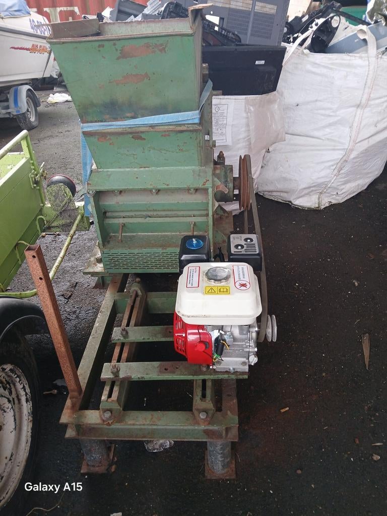 Hakselaar met nieuw motorblokje, Ophalen of Verzenden