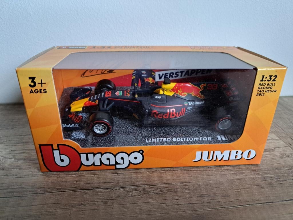 RedBull racing 1:32, Hobby en Vrije tijd, Ophalen of Verzenden, Bburago