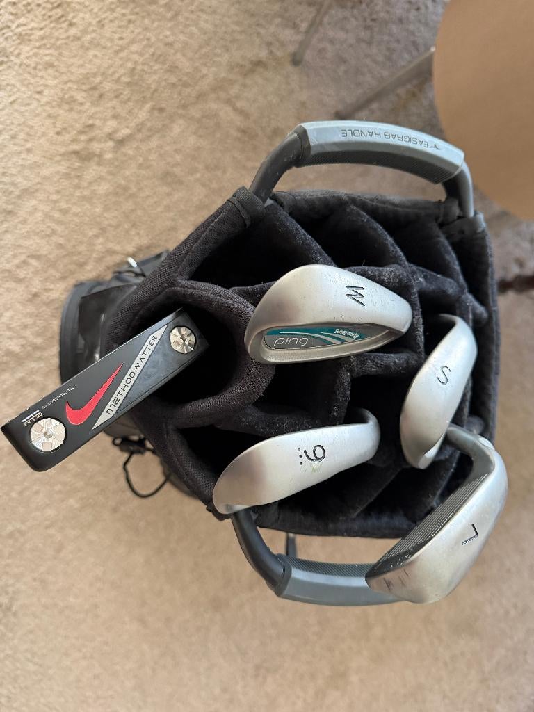 Halve dames set PING golf met tas. Geld voor het Kansfonds., Ophalen of Verzenden, Gebruikt, Set, Ping