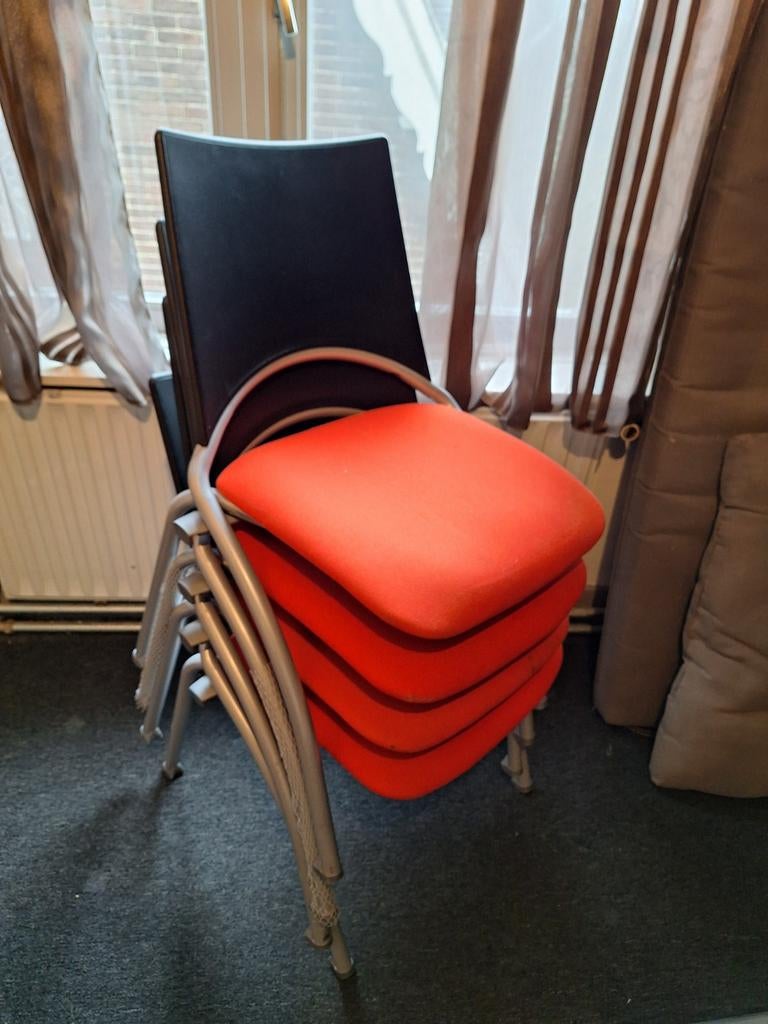 4 zo goed als nieuwe kantoorstoelen, Huis en Inrichting, Stoelen, Ophalen, Overige kleuren, Zo goed als nieuw, Modern