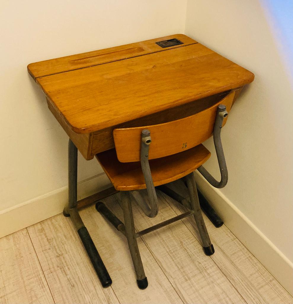 Oud antiek vintage kinderburea / kinderburo / kinder buro, Antiek en Kunst, Antiek | Meubels | Tafels, Ophalen