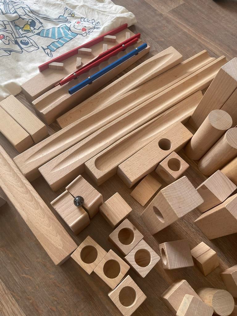 Haba houten knikkerbaan (meer dan 100 delen), Ophalen, Gebruikt, Bouwen
