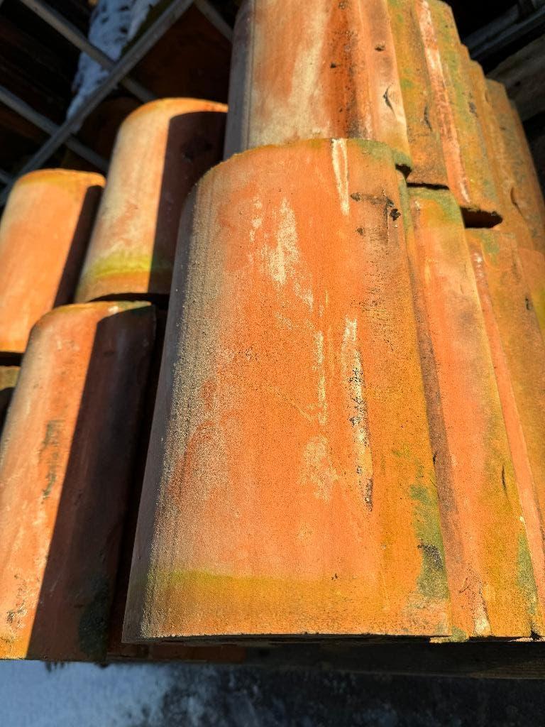 65 stuks Rode riet nokvorsten 32x24cm., Tuin en Terras, Ophalen, Overige materialen, Gebruikt, Overige typen