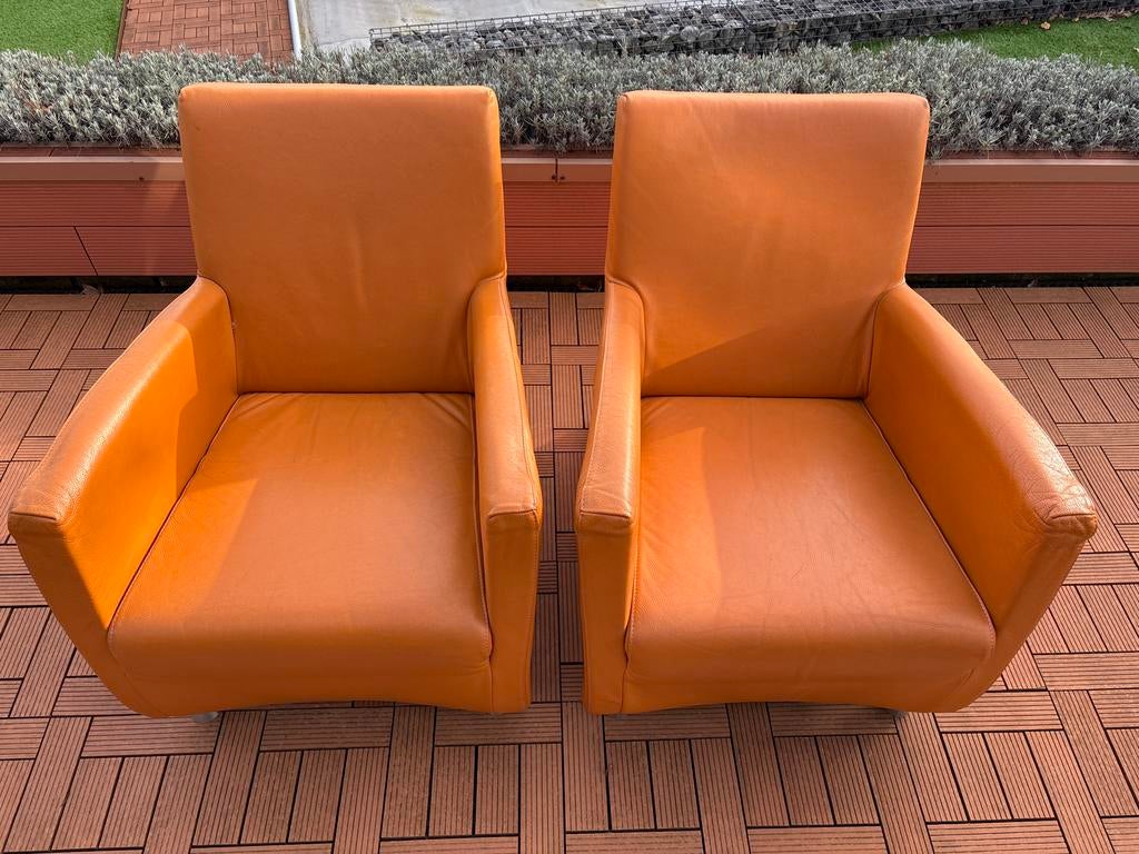 Set van 2 oranje leren fauteuils, Huis en Inrichting, Gebruikt, Ophalen of Verzenden, 50 tot 75 cm, Leer