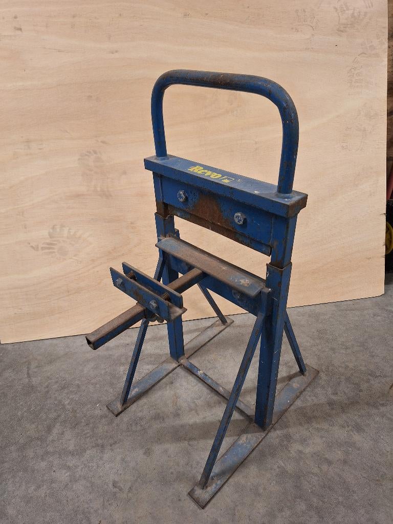 Revo stenenknipper, Ophalen, Gebruikt