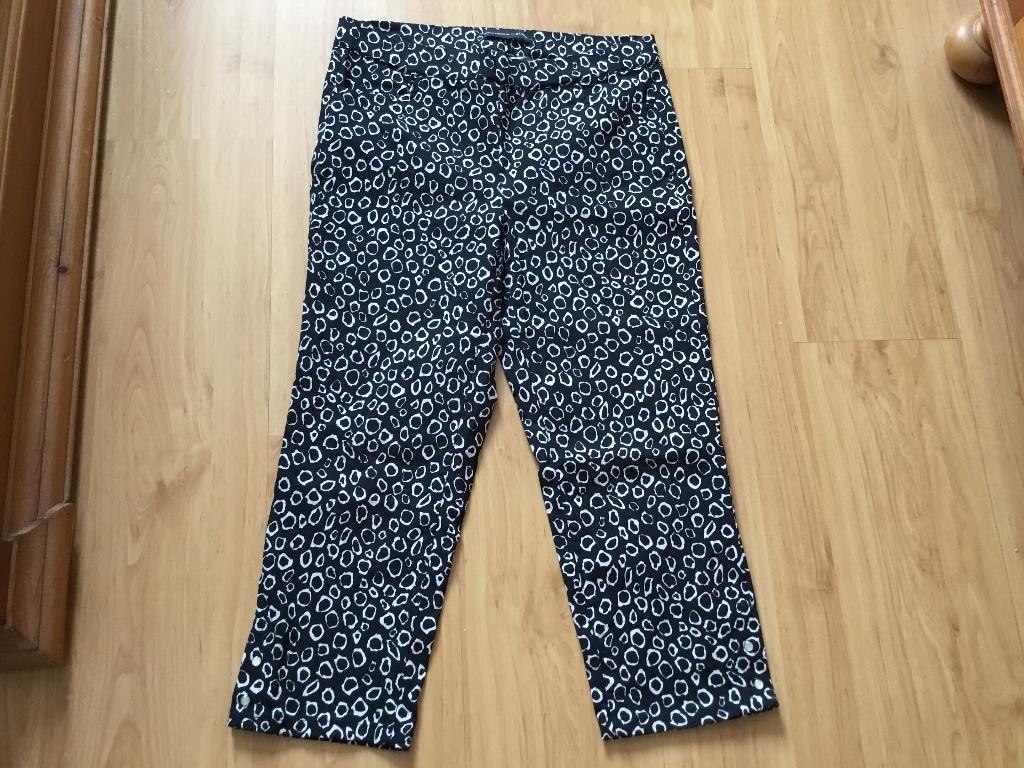 Nieuwe 3/4 zwart/witte broek van stark. Maat 42, Zwart, Stark, Maat 42/44 (L), Nieuw