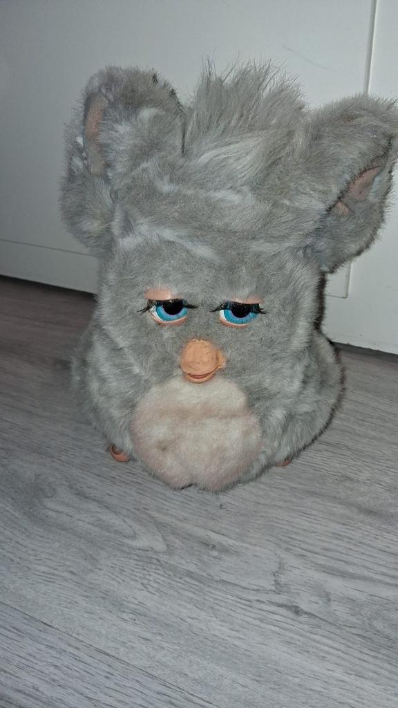 Grijze Furby (defect), Ophalen of Verzenden, Meisje