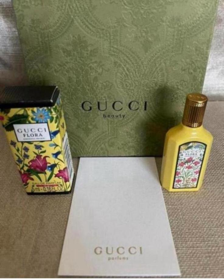 Miniatuur Gucci Flora Gorgeous Orchid edp 5 ml nieuw in doos, Verzamelen, Parfumverzamelingen, Ophalen of Verzenden, Nieuw, Miniatuur