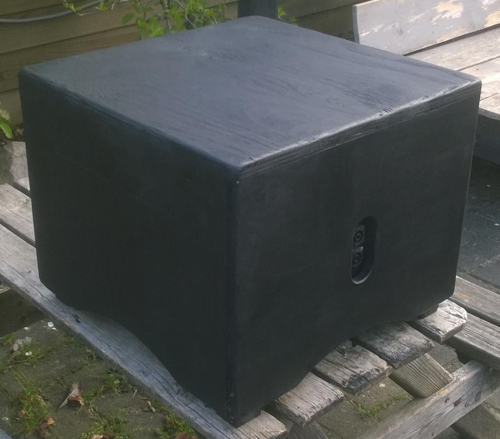Subs Oliebollenkraam Deventer 15 inch 200-400 Watt, 2 stuks, Overige merken, Subwoofer, Ophalen of Verzenden, Zo goed als nieuw