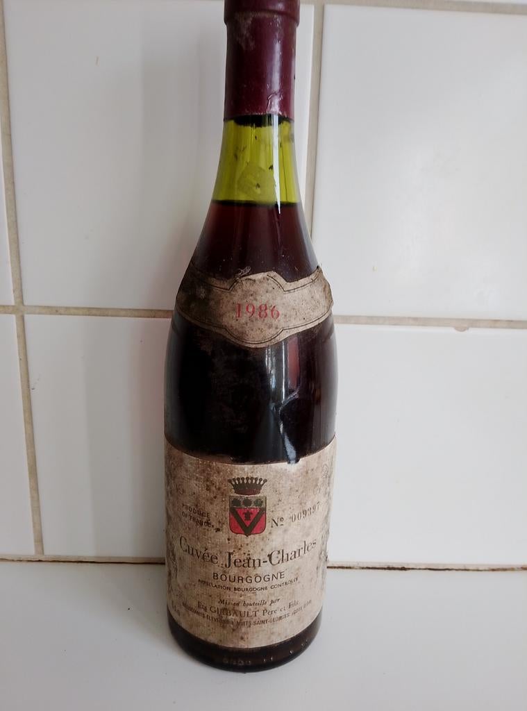 Cuvée Jean-Charles Bourgogne 1986, Verzamelen, Ophalen, Frankrijk, Rode wijn